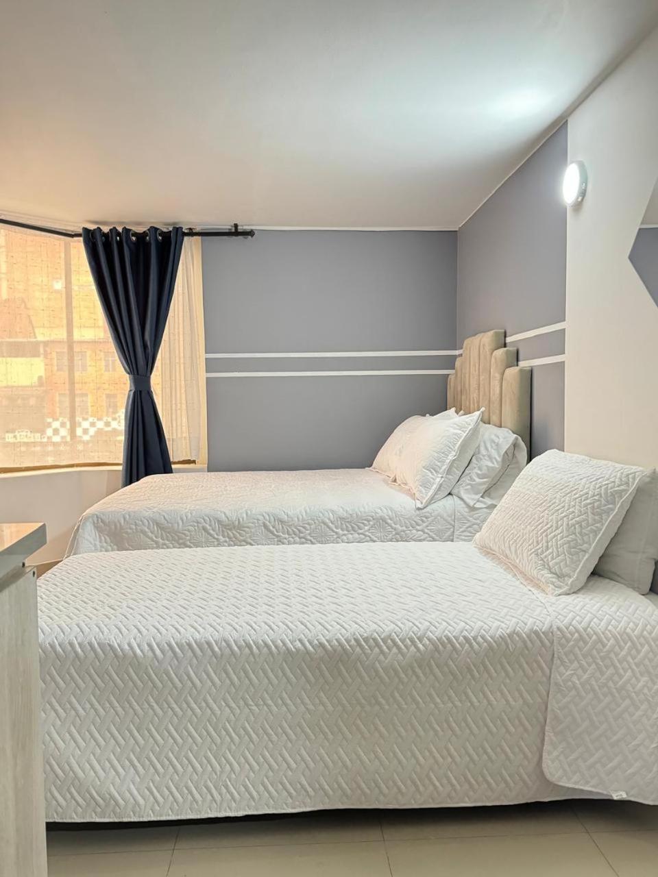 Apartahotel Bogota Gran Marquez, Apartaestudios Y Habitaciones Zewnętrze zdjęcie