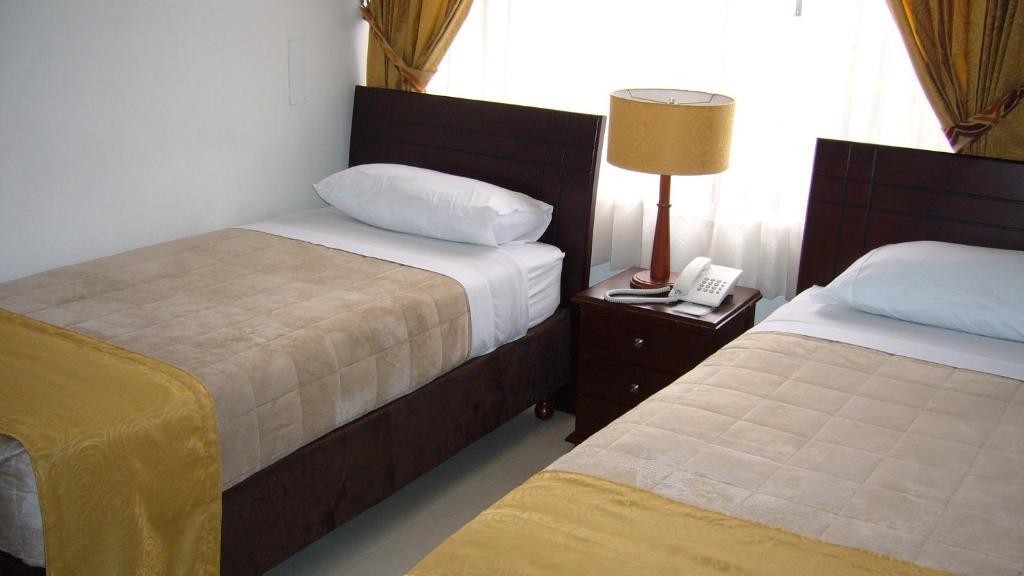 Apartahotel Bogota Gran Marquez, Apartaestudios Y Habitaciones Zewnętrze zdjęcie